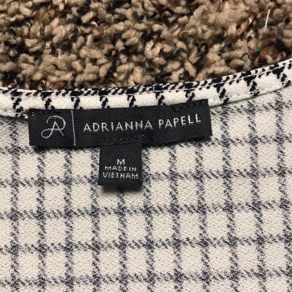 🐠Adrianna Papell Lightweight Flowy V Neck Ruched Sleeve Summer Top Size M NWOT! - Picture 4 of 5